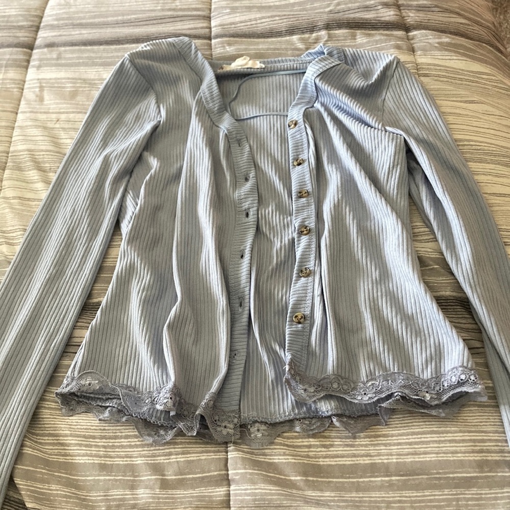 Women’s cardigan size small